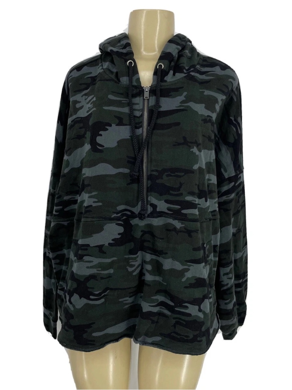 Sanctuary Camo Half-Zip Hooded Pullover - Green & Gray! Women’s small! Cozy!